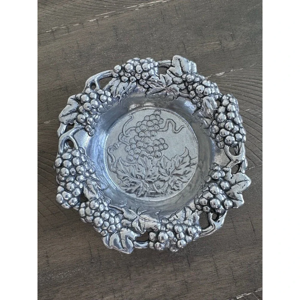 Vintage Arthur Court 1995 Grape Vine Aluminum Bowl Dish Vineyard Decor